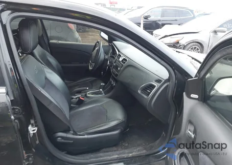 2013 Chrysler 200 Limited из США, поврежденный, VIN 1C3CCBCG3DN699534